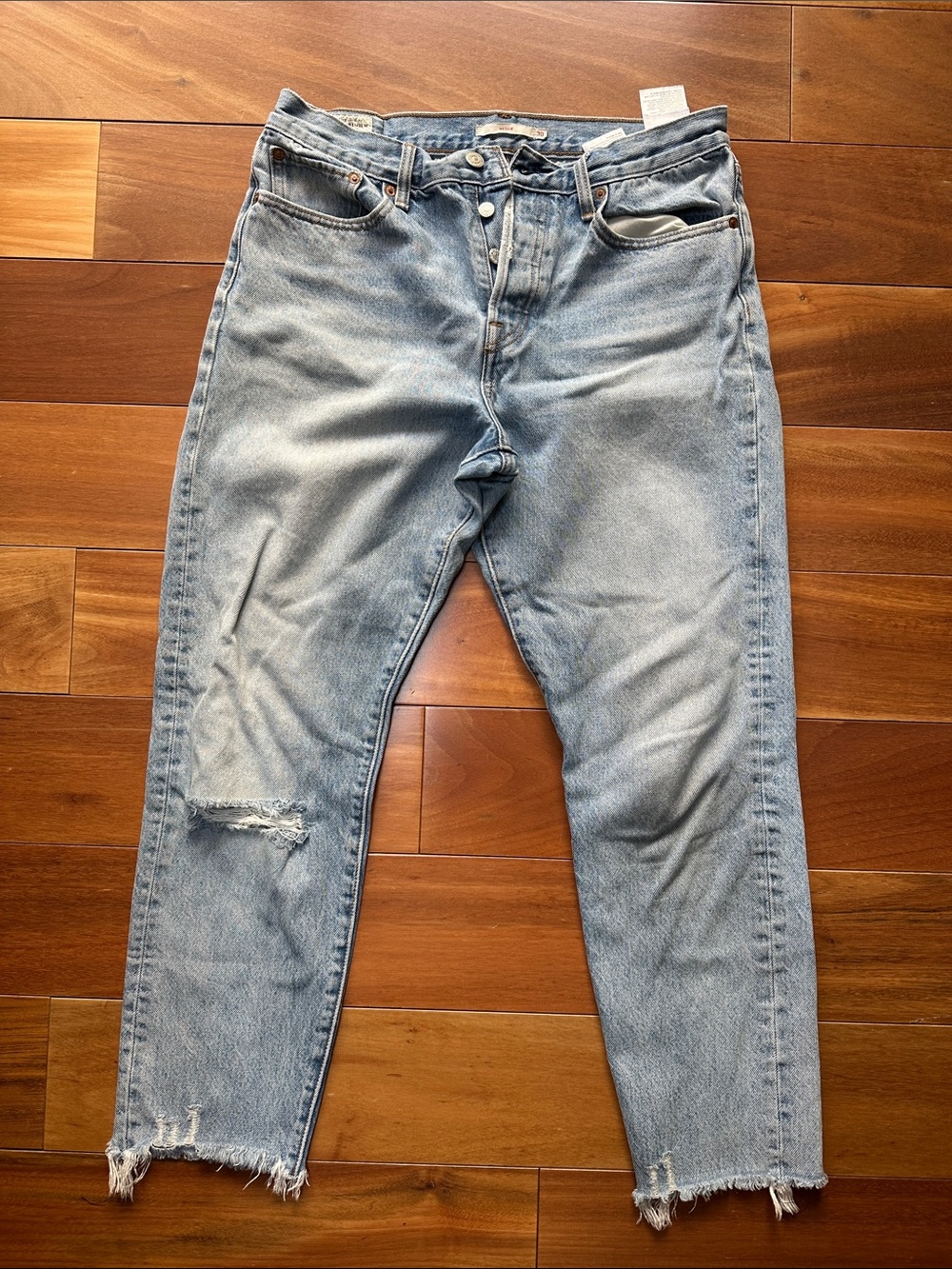 Levi’s Light Blue Washed Women’s Jeans - Casual Distressed Denim Raw Hem 30